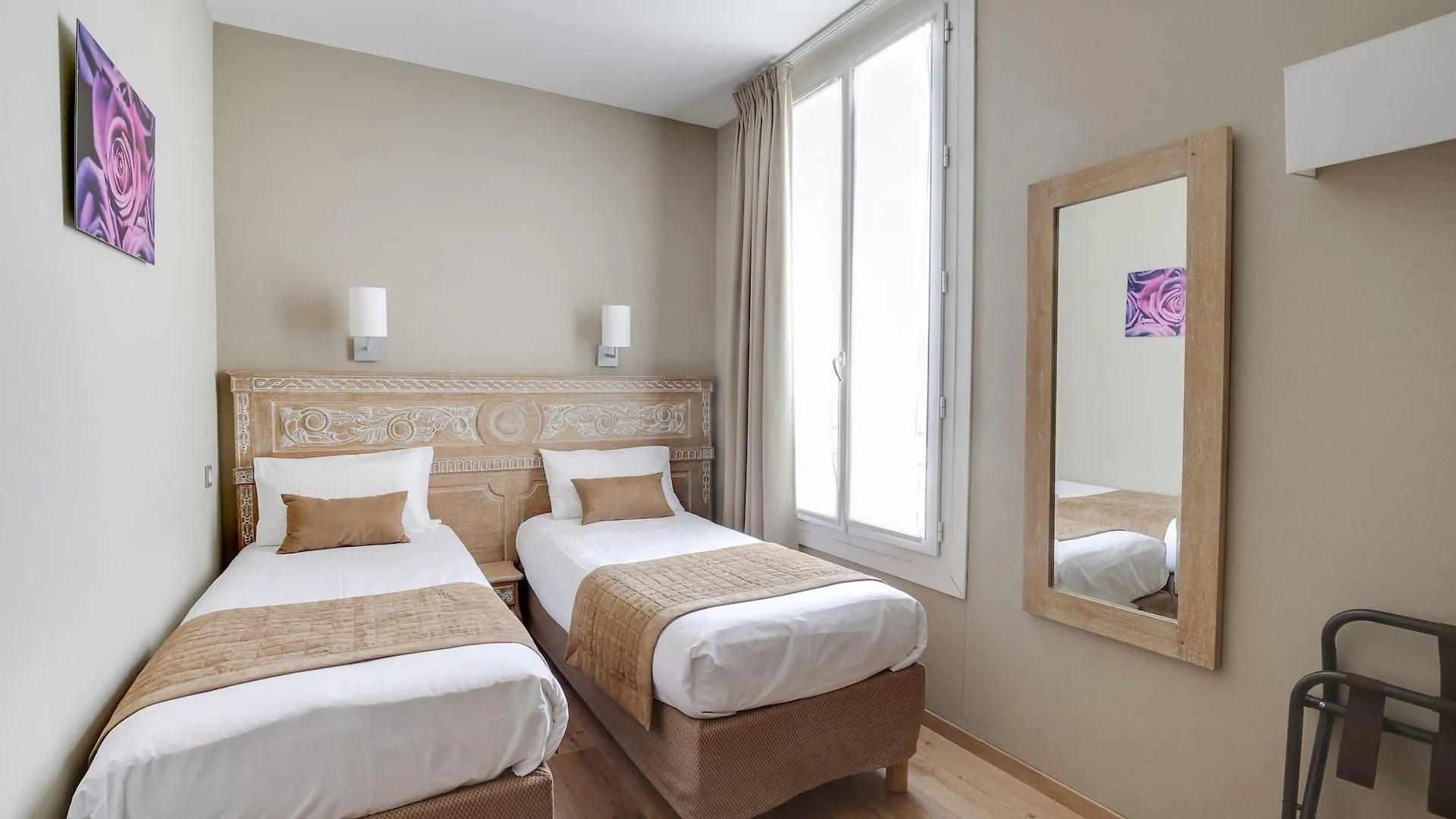 Du Printemps Hotel 2*